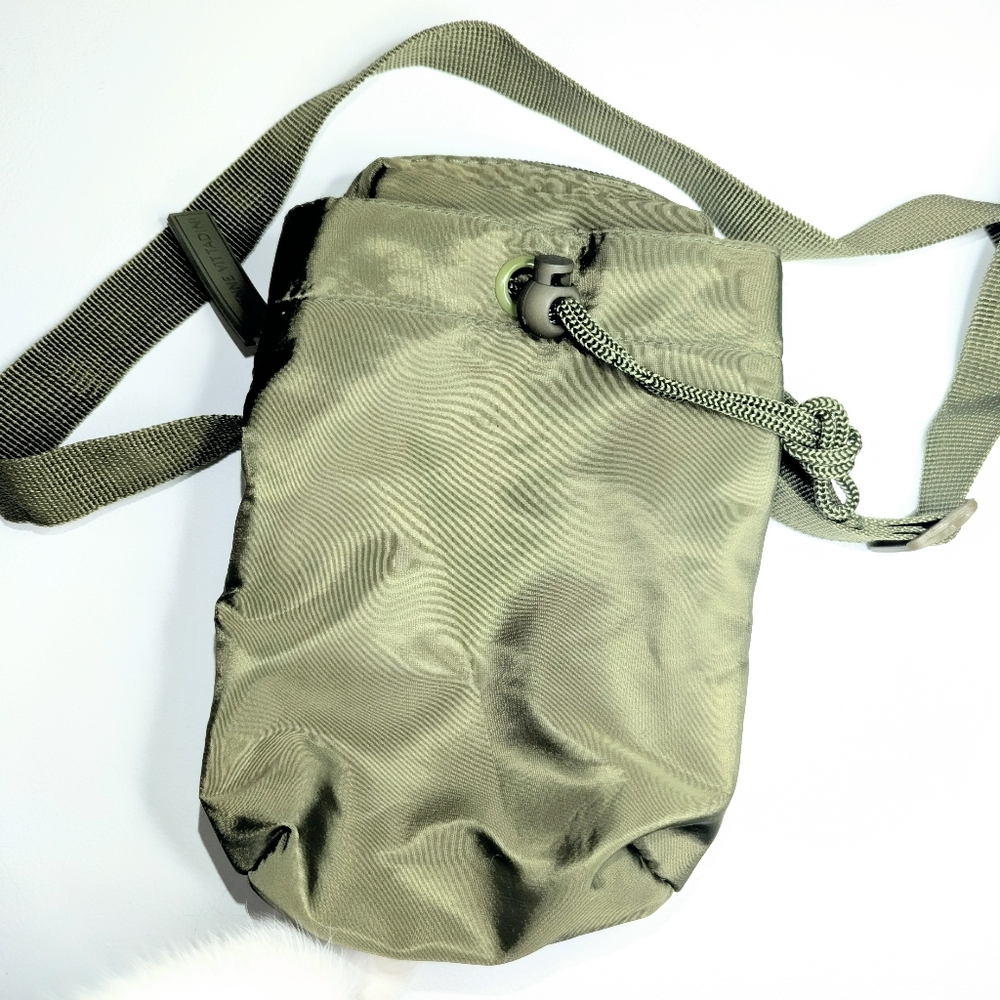 Adrienne Vittadini Water Bottle Sling